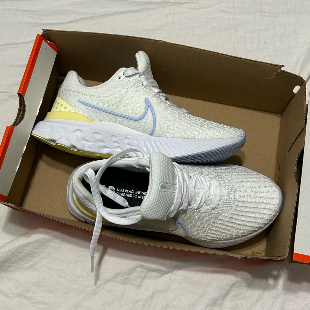 nike sneakers